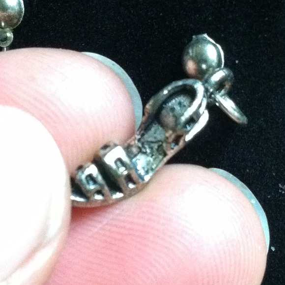 SOLD-------  Stiletto silver post earrings - Picture 3 of 4