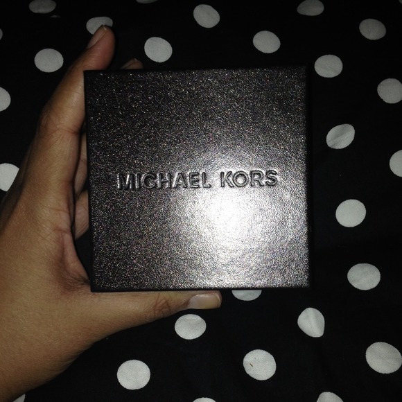 Micheal kors brand new watch rose gold FIRM PRICE! - Picture 3 of 3