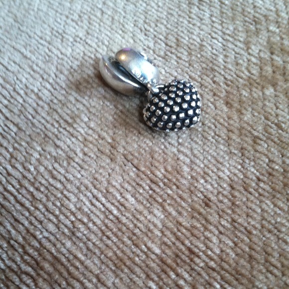 ⭐️SOLD⭐️Authentic Mother & Daughter pandora charm - Picture 2 of 4