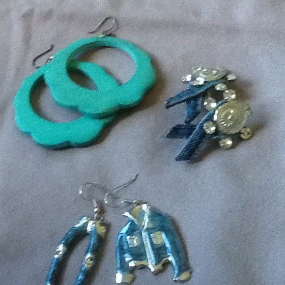 Fun earring bundle