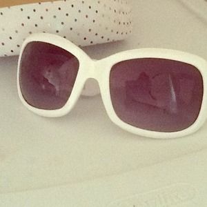 Original  Designer DG Sunglasses . New!!