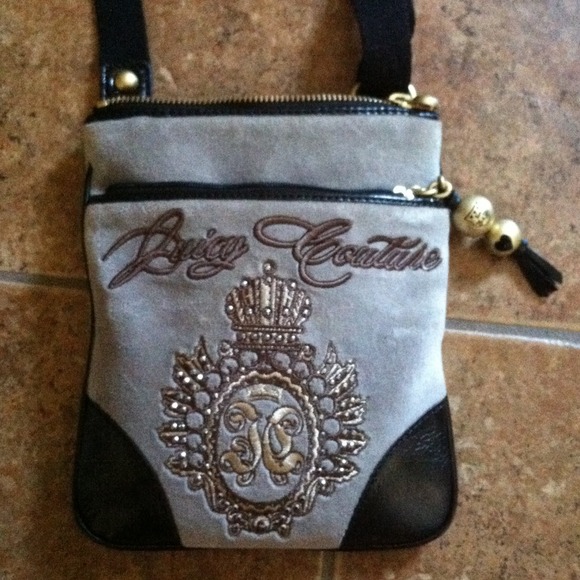 Authentic juicy couture cross body purse.