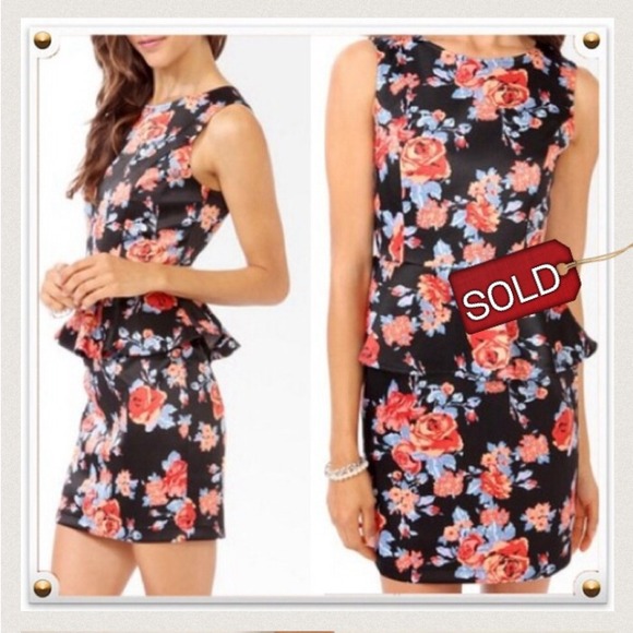 🔴SOLD🔴NWT Floral Peplum Dress - M