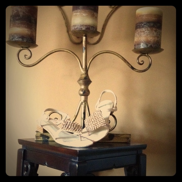 Adrienne Vittadini sandals....