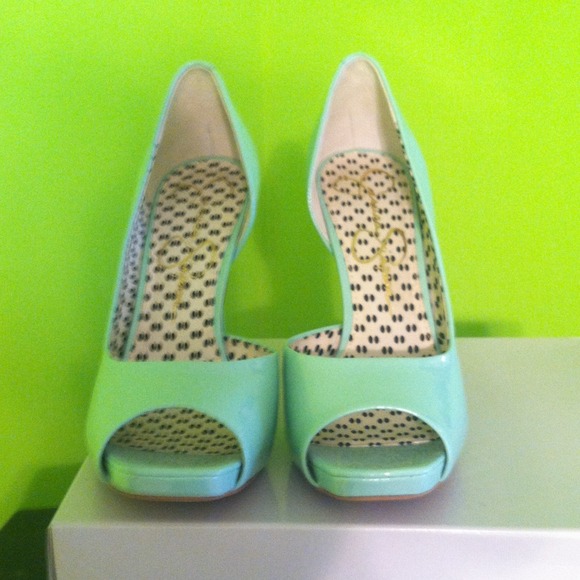 Jessica Simpson open toe pump - Picture 3 of 3