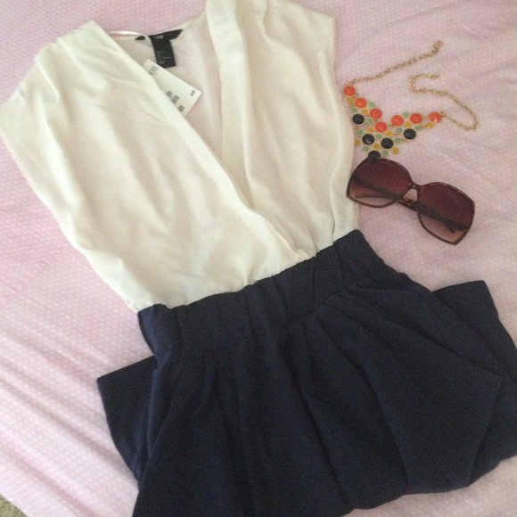 H&M White& Navy dress!