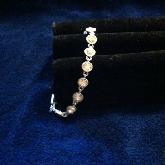 Pretty bling bling bracelet