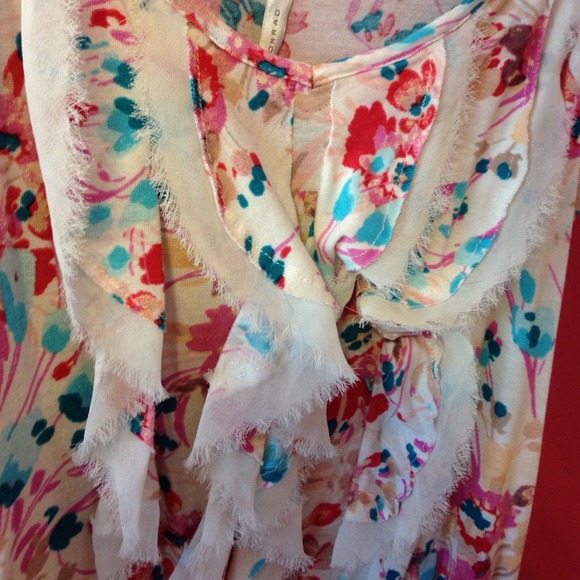 Floral print tank. - Picture 3 of 3