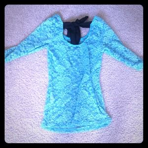 Lace 3/4 sleeve shirt