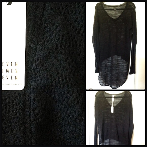 7 TIMES 7 💣 Pointelle Knit HiLo Sweater. NWT - Picture 2 of 2