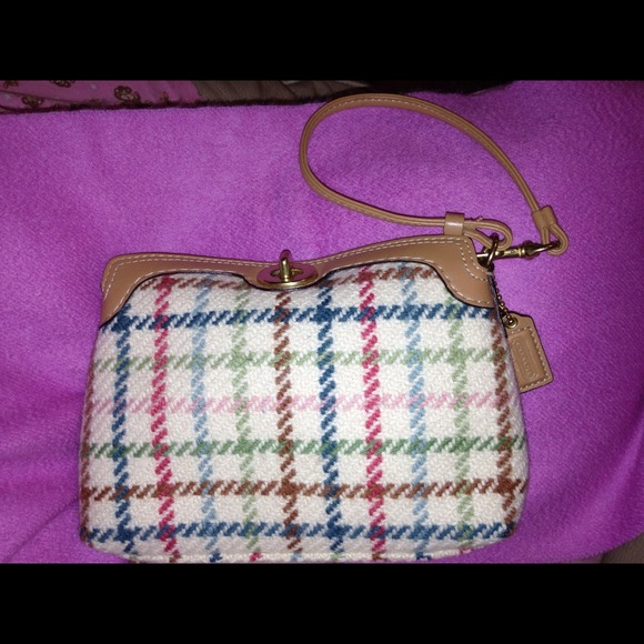 💢SOLD💢 Coach Multi Color Clutch