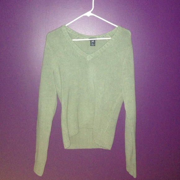 GAP Sweater