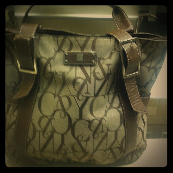 New York and company handbag