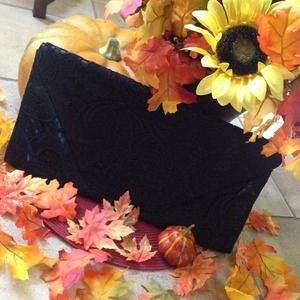 ⚡FLASH SALE⚡Black Envelope Clutch
