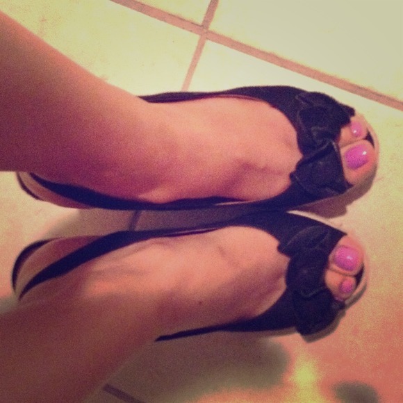 Steve Madden wedges.