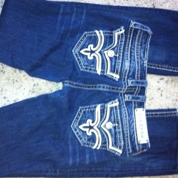 Size 27 rock revivals