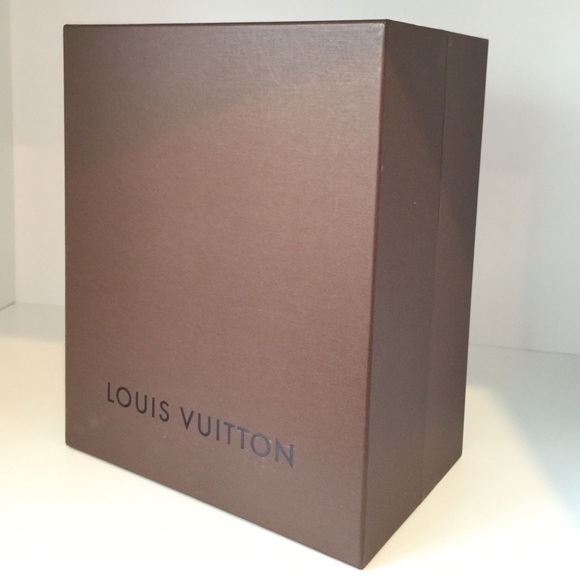 Louis Vuitton BOXES, DUST & SHOPPING BAGS - Picture 2 of 7