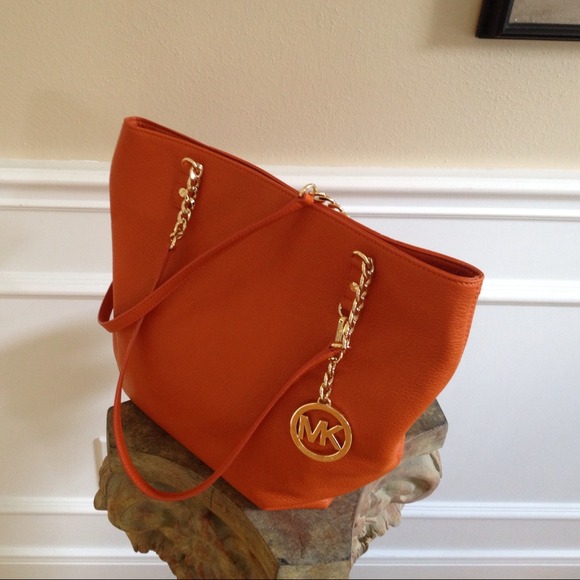 Authentic Michael Kors (price negotiable) - Picture 2 of 2