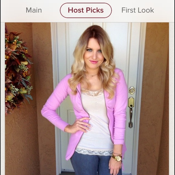 One Step Up Jackets & Blazers - 🎉HOST PICK🎉 Mauve zippered hoodie