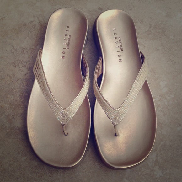 ⛔️SOLD⛔️ Kenneth Cole sandals