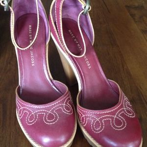 Marc Jacobs burgundy heels