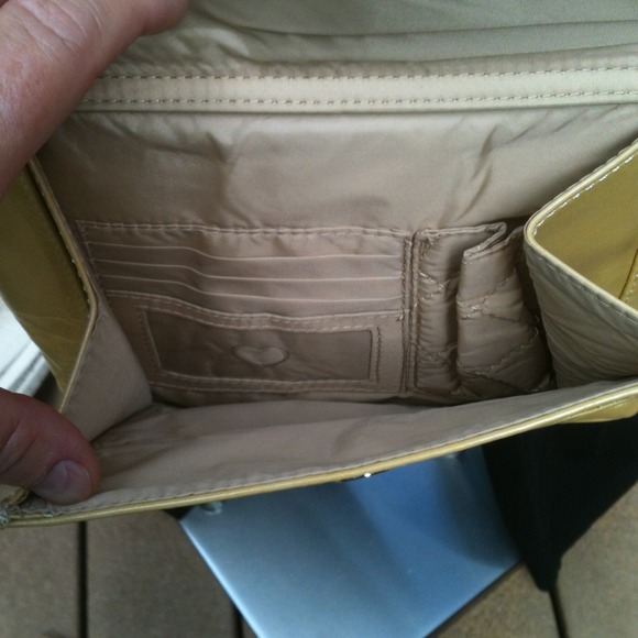 Giani Bernini genuine leather cross body - Picture 3 of 4