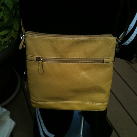 Giani Bernini genuine leather cross body - Picture 4 of 4