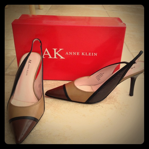 Anne Klein pumps