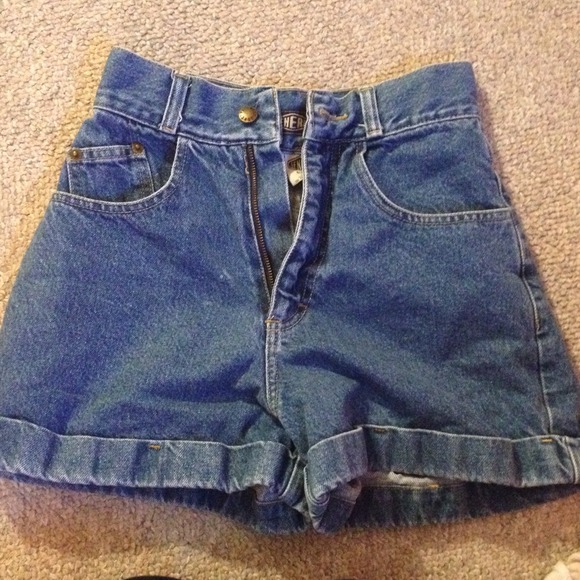 Vintage high waisted shorts