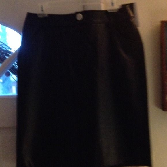 100% Leather Skirt🌀REDUCED🌀