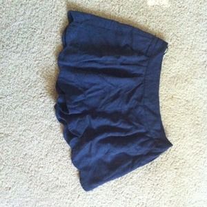 Scalloped High waist shorts