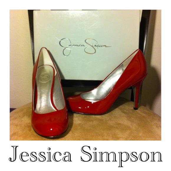 Jessica Simpson Pumps