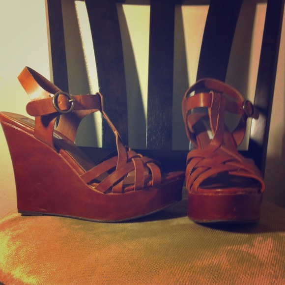 Steve Madden wedges