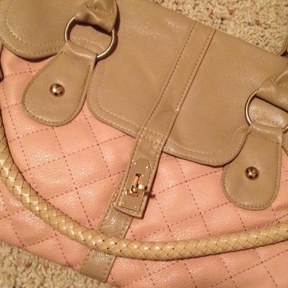 🚫Hold🚫New BB bags handbag - Picture 2 of 4