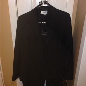 Macys black suit set with ruffle collar