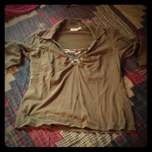 XL Green and Camo Juniors Shirt