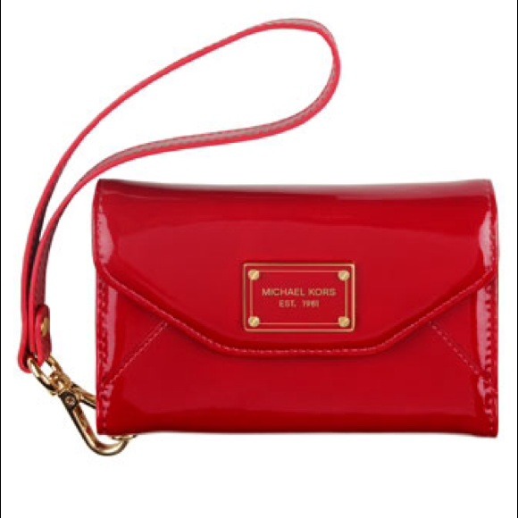 Michael kors wristlet