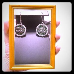 🇺🇸 Military mom earrings