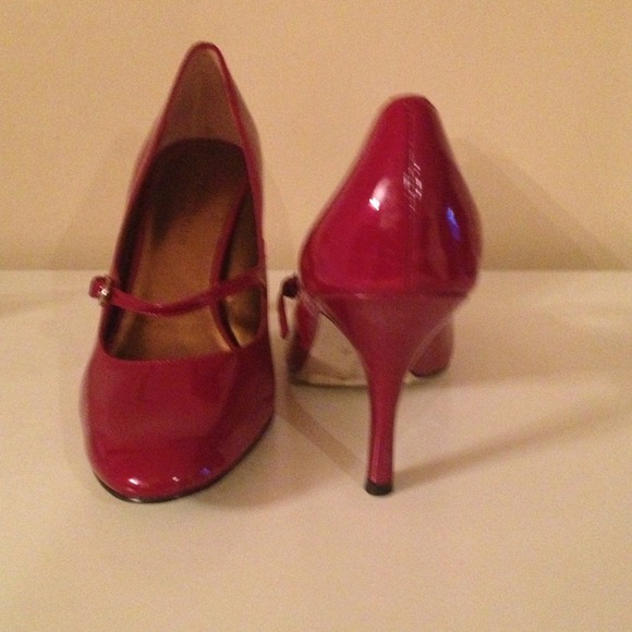 AK Anne Klein Heels