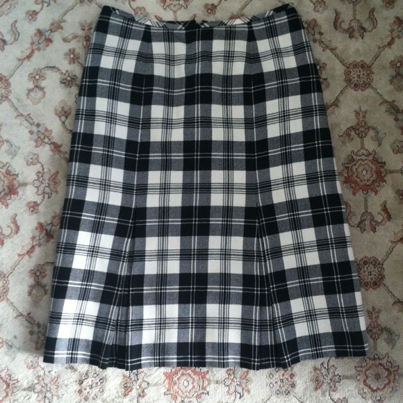 Black and white plaid pencil skirt had sold