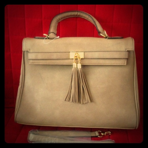 Nude Aldo handbag