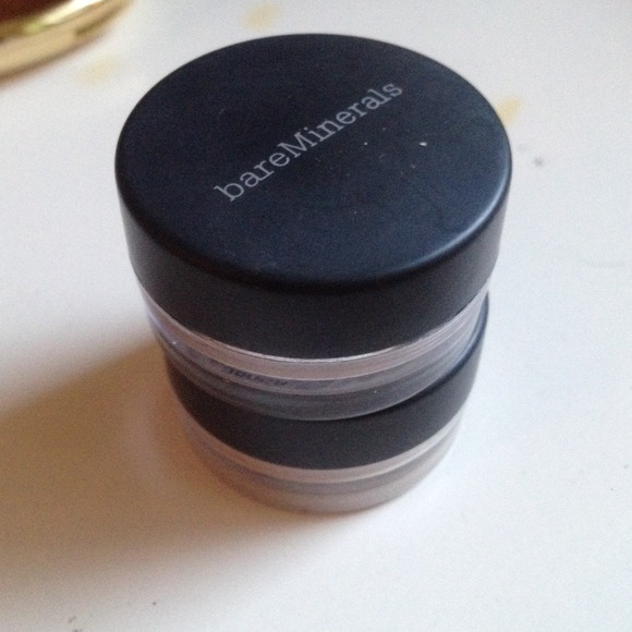 BareMinerals single eye shadow in b.f.f.