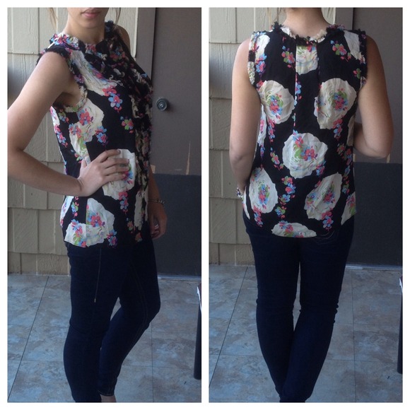 π― Auth Tory Burch Floral Silk Top - Picture 2 of 4