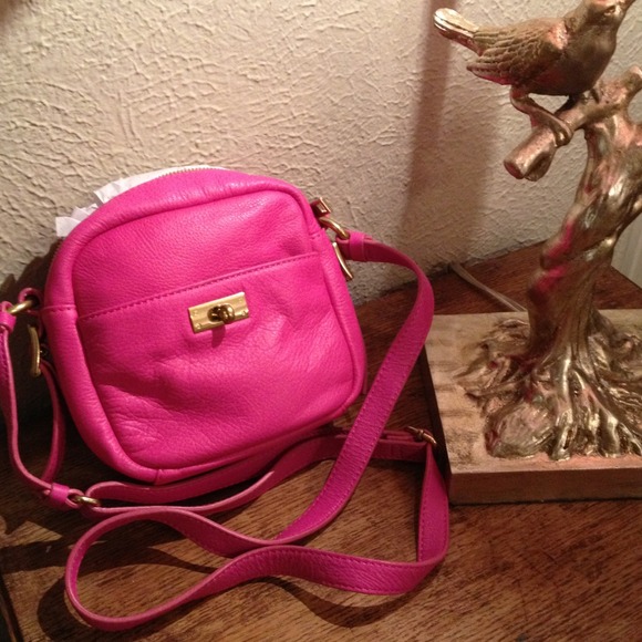 ❌BUNDLED❌ NWOT. J. Crew Mini Crossbody - Picture 4 of 4