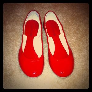 Boutique 9 red flats