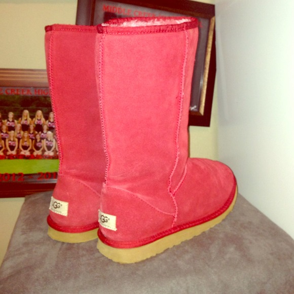 Red Uggs
