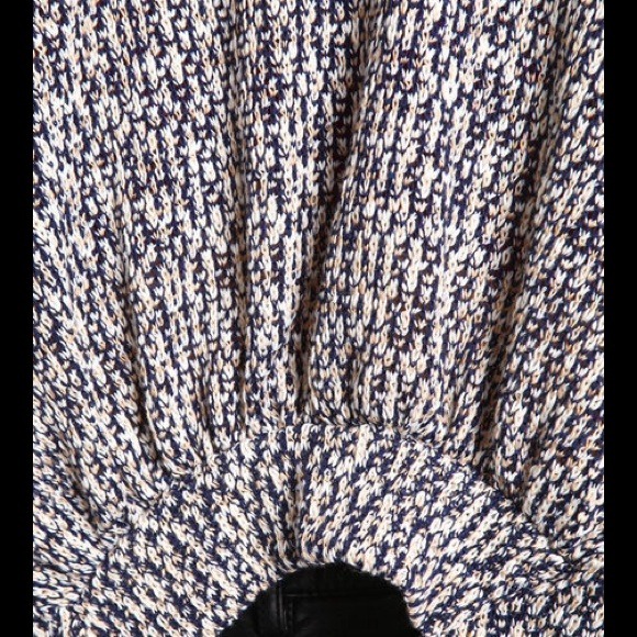 🎀SOLD OUT🎀Knit Sweater Cardigan - Picture 3 of 3