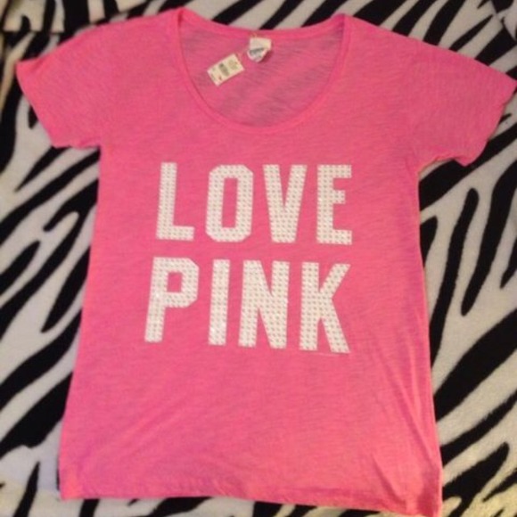 🚫🚫SOLD🚫🚫Victoria's Secret Love Pink Shirt