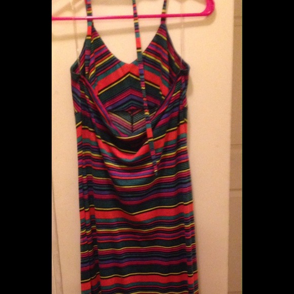 Long maxi dress - Picture 2 of 3