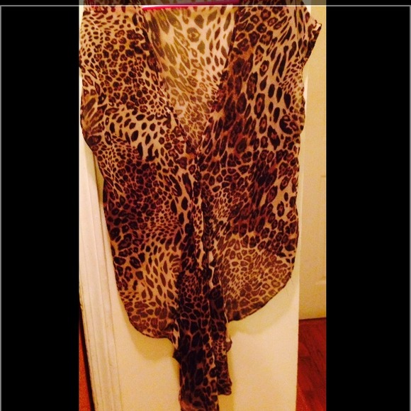 Top - Picture 2 of 3